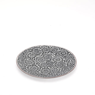 Zafferano Tue dessert plate diam. 21,5 cm white with black flower decoration Buy on Shopdecor ZAFFERANO collections
